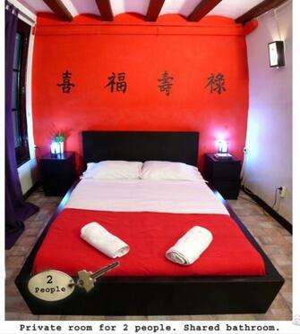 西班牙的这个中式酒店华人绝对不敢住 西方谜