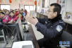 “开学第一课”　沧州交警把安全送到孩子身边