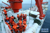 中国南极科考队举行应急消防弃船演练