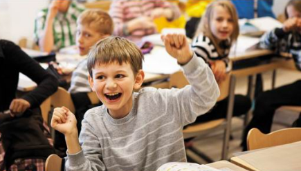 芬兰教育与文化部被建议降低幼儿教育和保育费