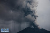 印尼巴厘岛火山喷发：近6万旅客滞留　400多航班取消