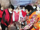 河南汤阴县开展“冬日送温暖 情系环卫人”志愿服务活动